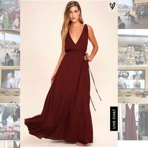 BALLROOM BURGUNDY MAXI DRESS